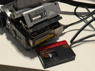 Videocámara Sony MiniDV DCR-PC115E