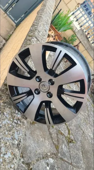 Llantas Renault