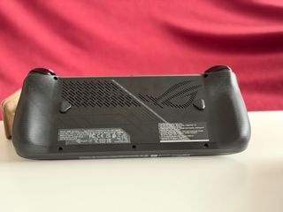 Rog Ally X (2024) - Consola Portátil