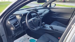 Lexus UX 2.0 250H Premium