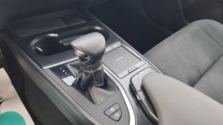 Lexus UX 2.0 250H Premium