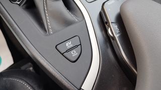 Lexus UX 2.0 250H Premium