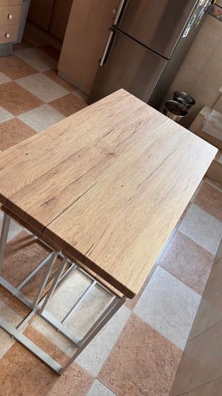 Mesa alta cocina con 4 taburetes