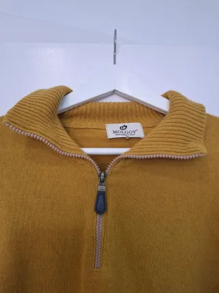 Jersey Molgoy cuello alto cremallera mostaza