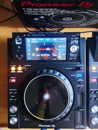 Pareja Pioneer XDJ-1000MK2