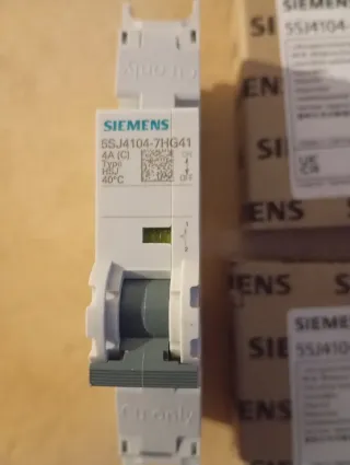 N°2 Interruttore Siemens 5SJ4104-7HG41 4A C-Char