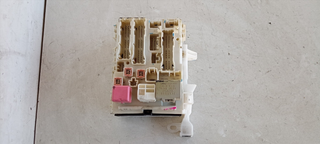 CAJA RELES / FUSIBLES TOYOTA RAV 4 (A3) 2.2 Turbo