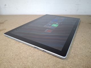 Tablet WINDOWS SURFACE 5 PRO PROBLEMA PANTALLA