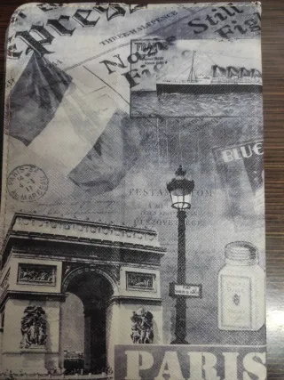 EVITTA FUND STAND PARIS. PARA TABLET PEQUEÑA.