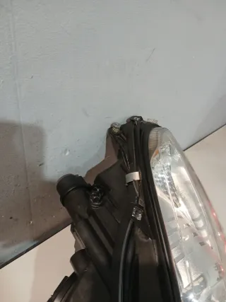 Faro Izquierdo Mercedes CLS Xenon