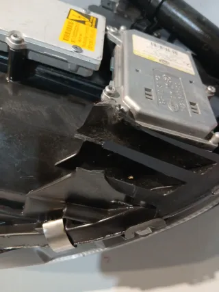 Faro Izquierdo Mercedes CLS Xenon