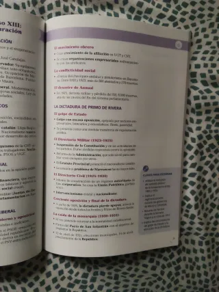 Lo esencial de historia de España contemporáneo.