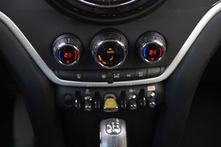 MINI Countryman Híbrido enchufable etiqueta 0