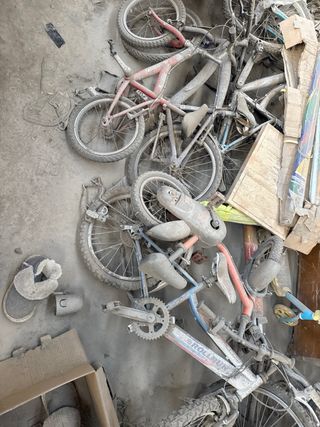 lote de Bicicletas completas y semicompletas
