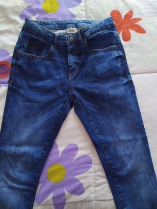 Pantalón vaquero Zara niño T.12