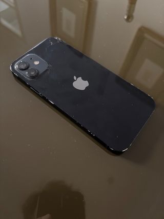 iPhone 12 Apple