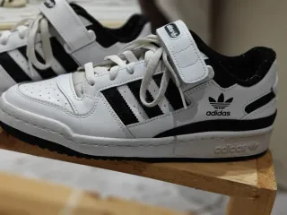 Zapatillas Adidas Forum Low T40 Blancas Negras