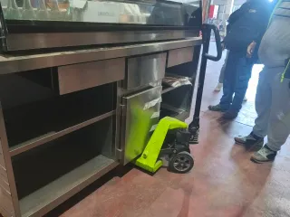 Mesa "cafetera"acero inoxidable 2m