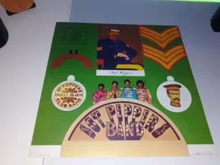 The Beatles Sgt. Pepper's Lonely Hearts Club Band