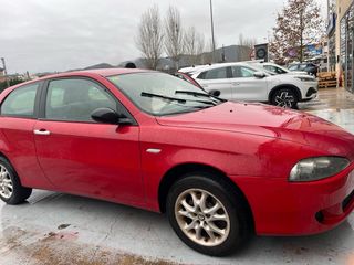 Alfa Romeo 147 2005