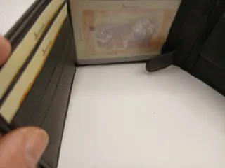 Cartera de caballero negra