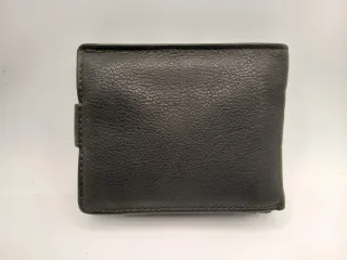 Cartera de caballero negra