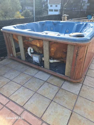 Jacuzzi 2.5x2.5