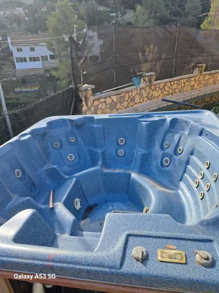Jacuzzi 2.5x2.5