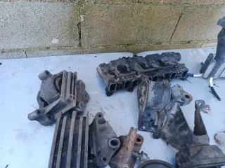 Alternador, Bomba Agua, Depósito y Tacos Motor