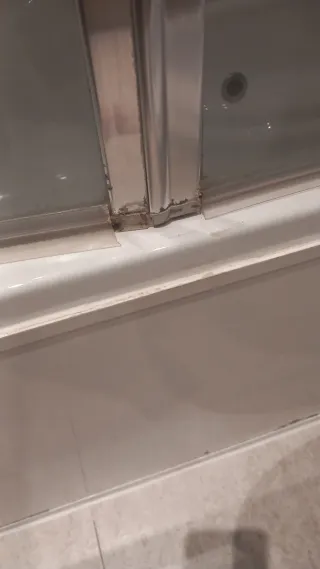 Mampara de ducha cristal y metal