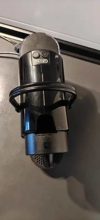 Cafetera Nespresso Delonghi Negra