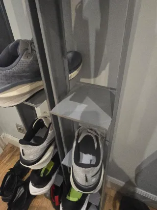 Ordenador de zapatos, cd, dvd