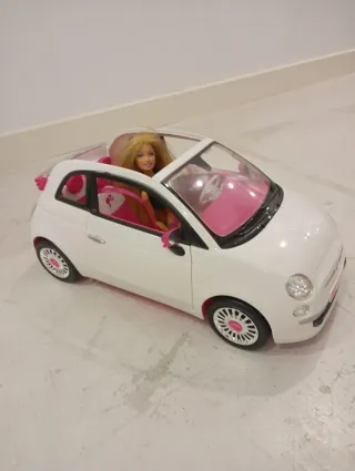 Coche Barbie convertible con Barbie