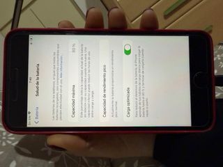 iPhone 8 Plus 64 GB (PRODUCT)RED – batería 80%