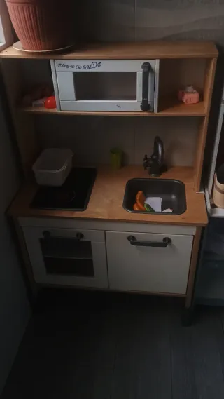 CHOLLO!Cocinita de madera para niños