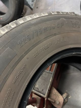 Neumáticos Michelin Agilis Camping 225/75 R16