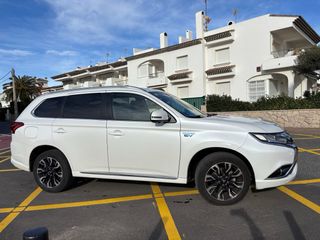 Mitsubishi Outlander 2018