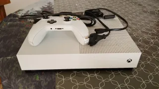 Xbox One S Blanca