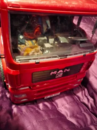 Camión Volquete Bruder 02751 con Pala Liebherr