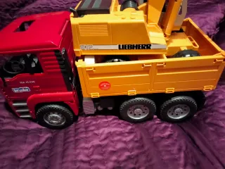 Camión Volquete Bruder 02751 con Pala Liebherr