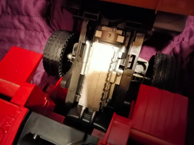 Camión Volquete Bruder 02751 con Pala Liebherr