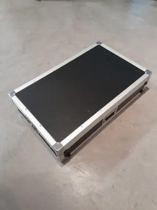 Monitor Broadcast LCD 28 pulgadas