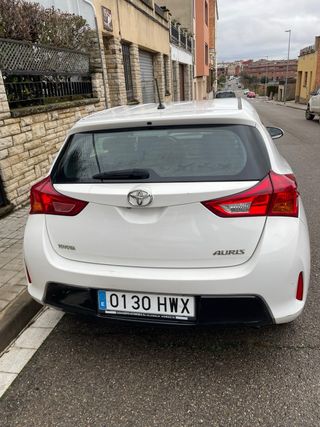 Toyota Auris 2014