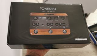 FISHMAN TONE DEQ AFX PRE-EQ-DI Pedal