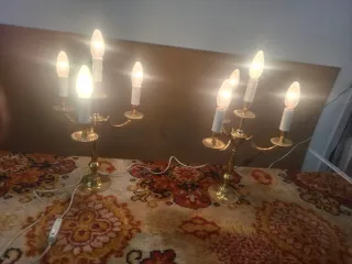 Lámpara de mesa vintage dorada