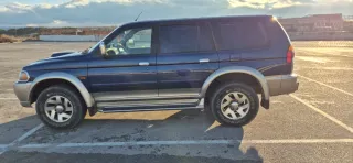 Mitsubishi Montero 2000