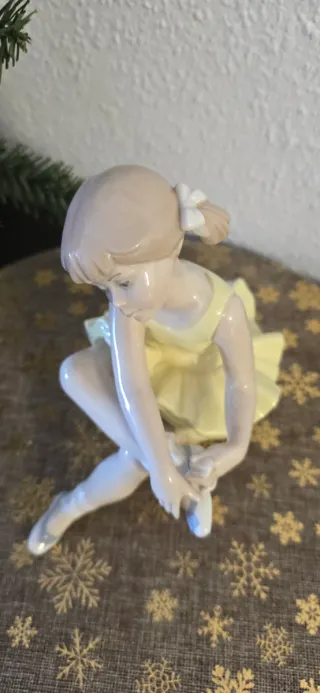 Figura porcelana D'Ávila bailarina España