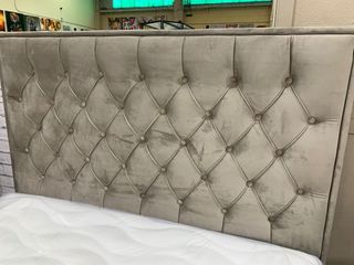 Cama tapizada cabecero 135x190 SIN COLCHÓN