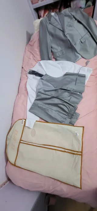 Traje gris niño talla 14