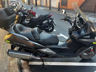 Honda SilverWing 400